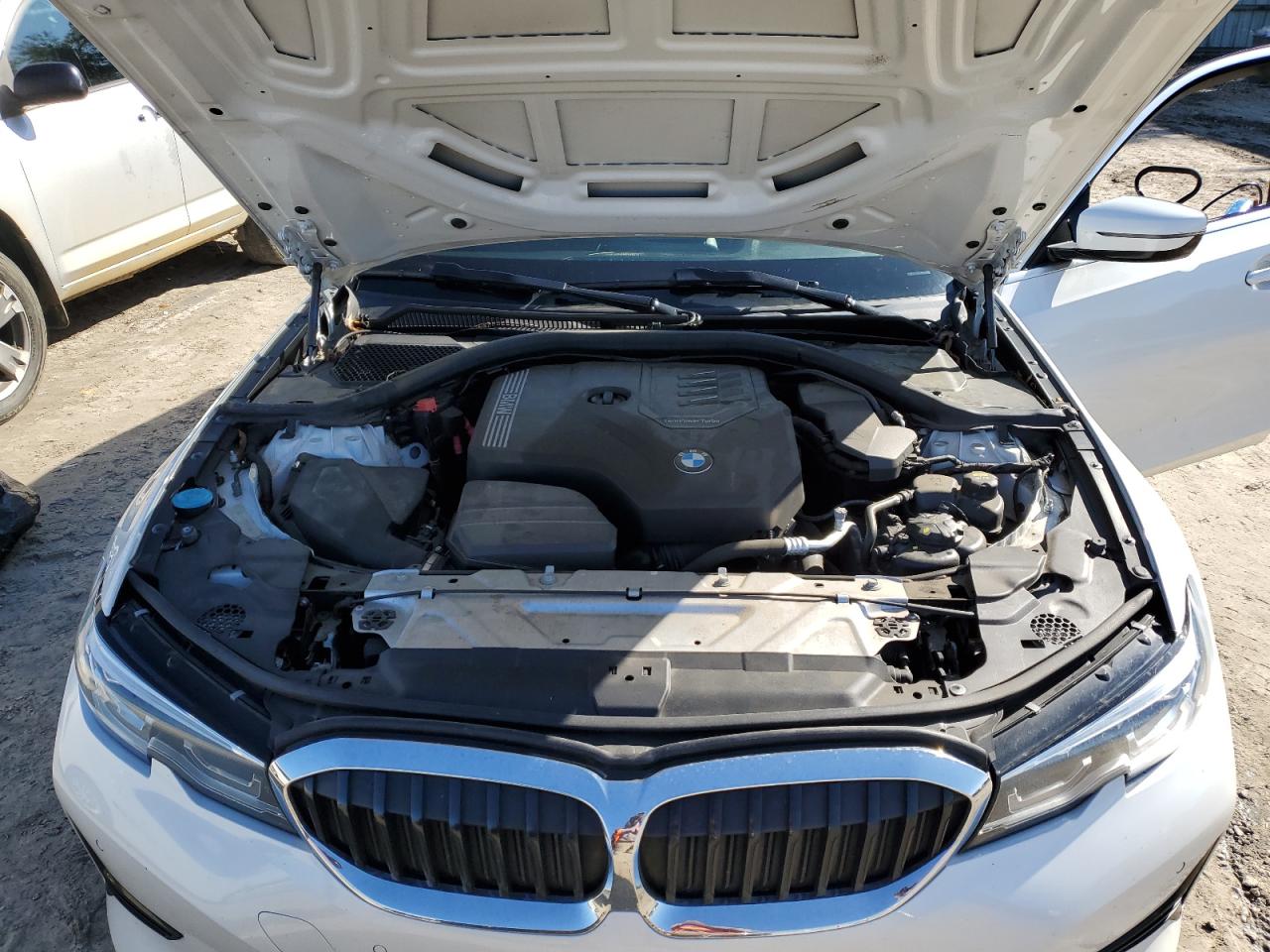 2020 BMW 3er VIN 3MW5R1J03L8B12668 Copart auction photo, side damage thumbnail 13