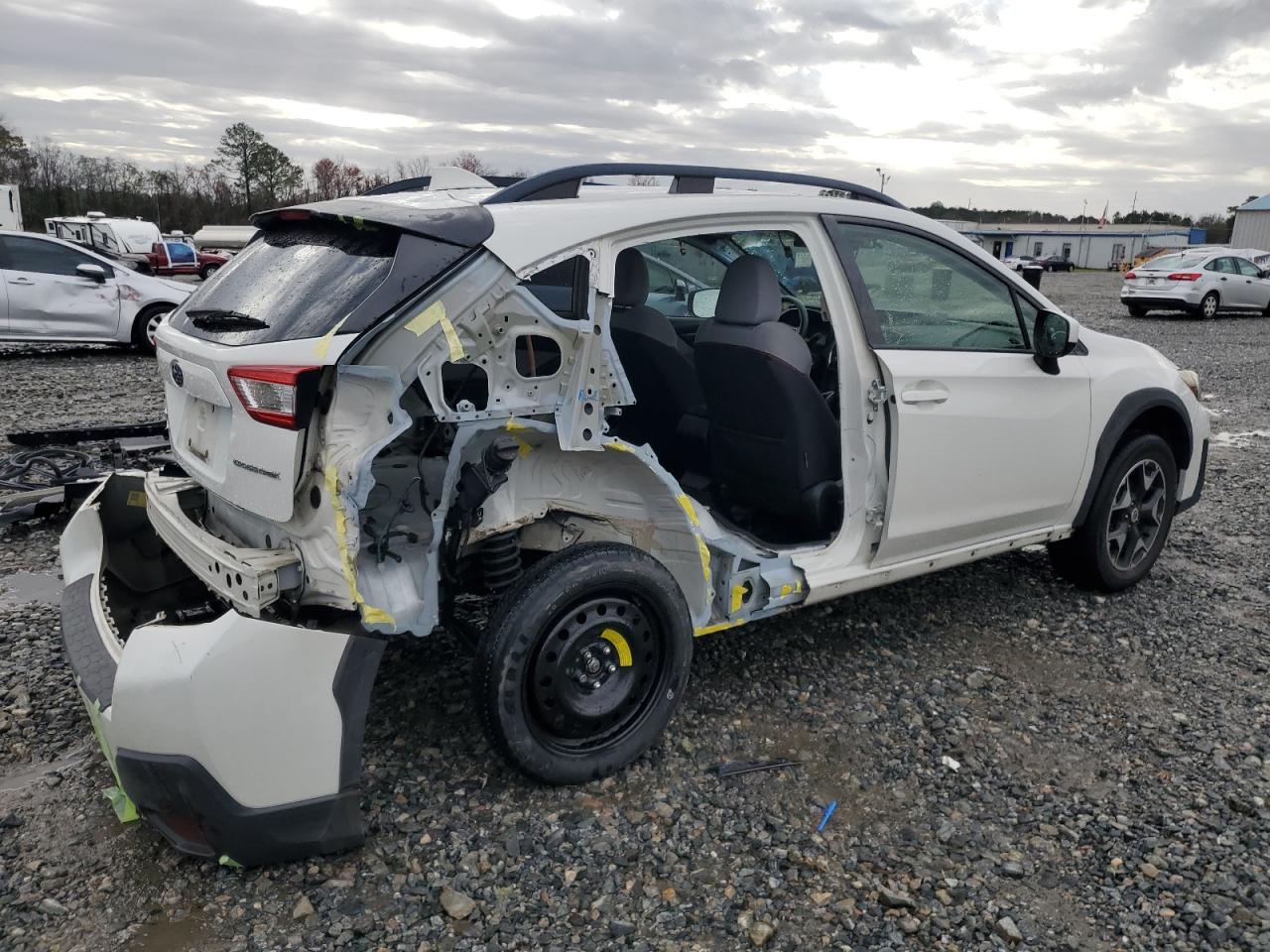 2018 Subaru XV VIN JF2GTADC7JH210809 Copart auction photo, partial repair damage thumbnail 3