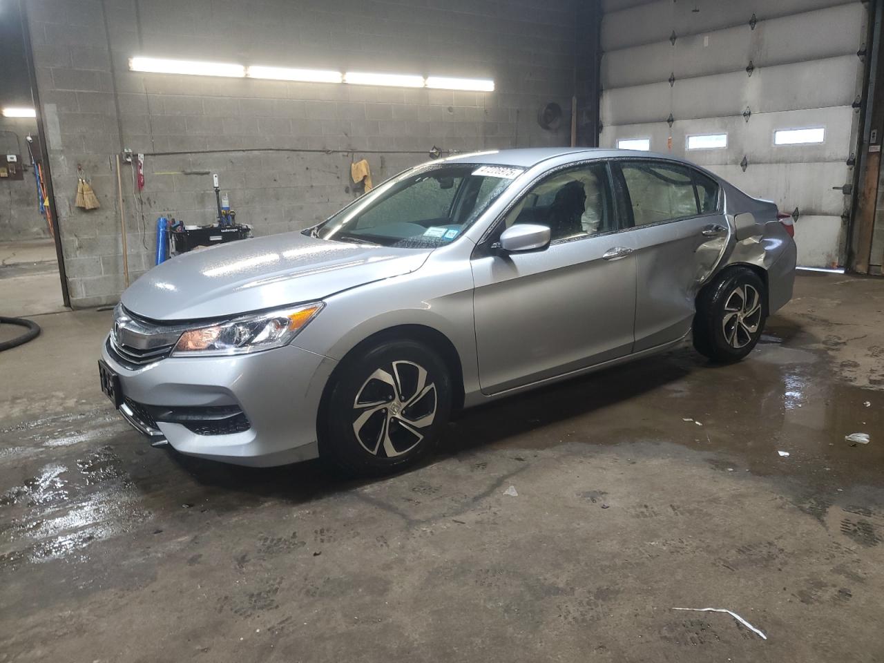 2017 Honda Accord VIN 1HGCR2F3XHA293865