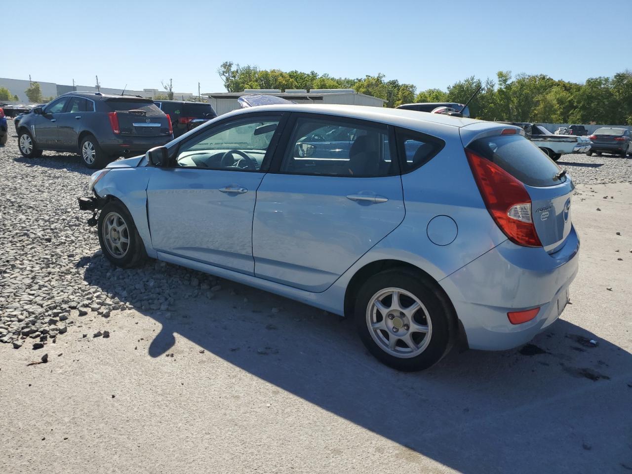 2013 Hyundai Accent VIN KMHCT5AE7DU108539 Copart auction photo, front end / minor dent/scratches damage thumbnail 2