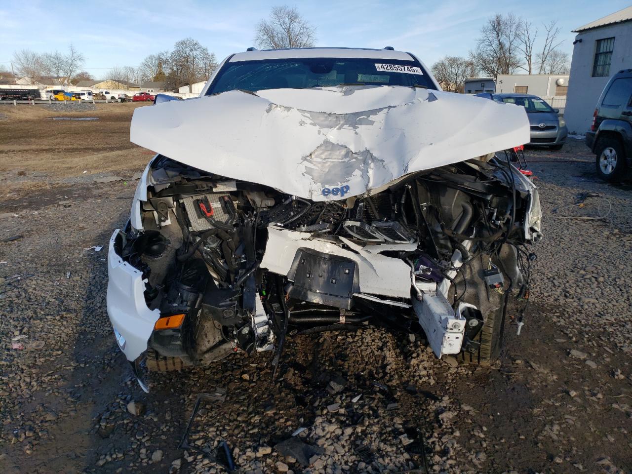 2020 Jeep Grand Cherokee VIN 1C4RJFBG1LC400167 Copart auction photo, front end / side damage thumbnail 5