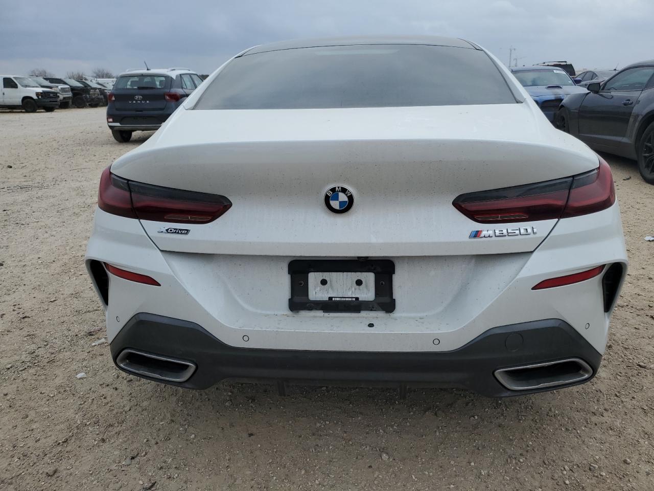 2023 BMW M8 VIN WBAGV8C01PCK29190 Copart auction photo, front end / minor dent/scratches damage thumbnail 6