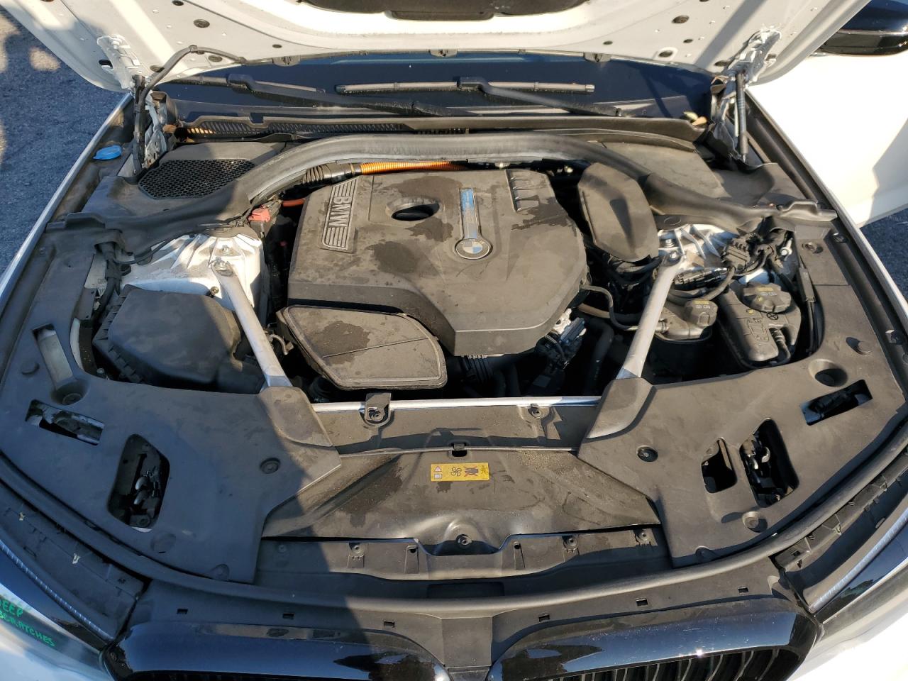 2019 BMW 5er VIN WBAJA9C55KB389784 Copart auction photo, front end / minor dent/scratches damage thumbnail 11