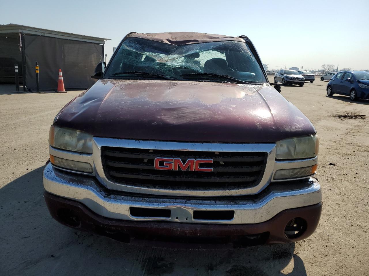 2003 GMC Sierra VIN 2GTEC19TX31250452 Copart auction photo, rollover damage thumbnail 5