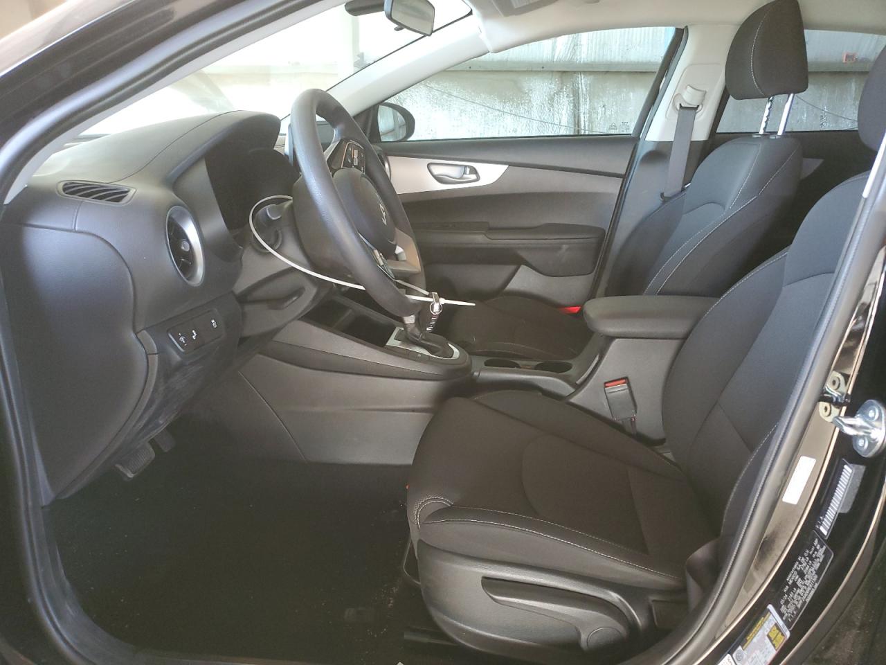 2024 KIA Forte VIN 3KPF24AD6RE811500 Copart auction photo, rear end / side damage thumbnail 7