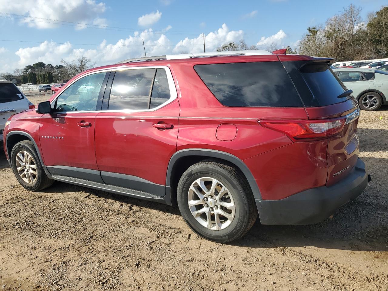 2018 Chevrolet Traverse VIN 1GNEVGKW8JJ118897 Copart auction photo, rear end damage thumbnail 2
