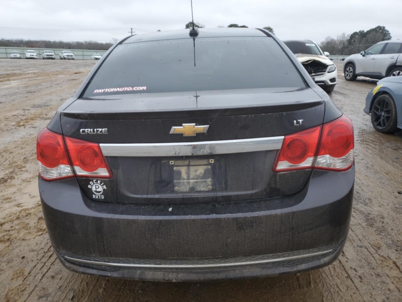 2016 Chevrolet Cruze VIN 1G1PE5SB8G7189812 Copart auction photo, front end / minor dent/scratches damage thumbnail 6