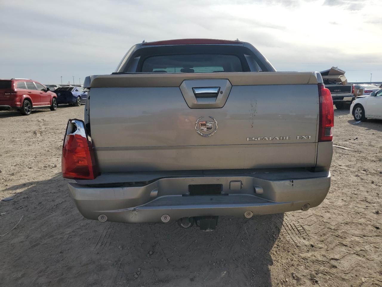 2002 Cadillac Escalade VIN 3GYEK63N92G277815 Copart auction photo, all over damage thumbnail 6