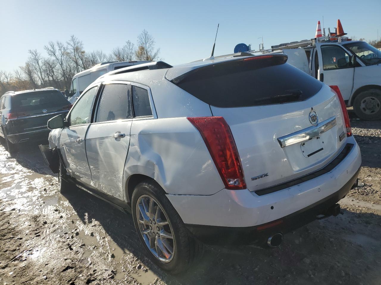 2014 Cadillac SRX VIN 3GYFNBE32ES549655 Copart auction photo, side / undercarriage damage thumbnail 2