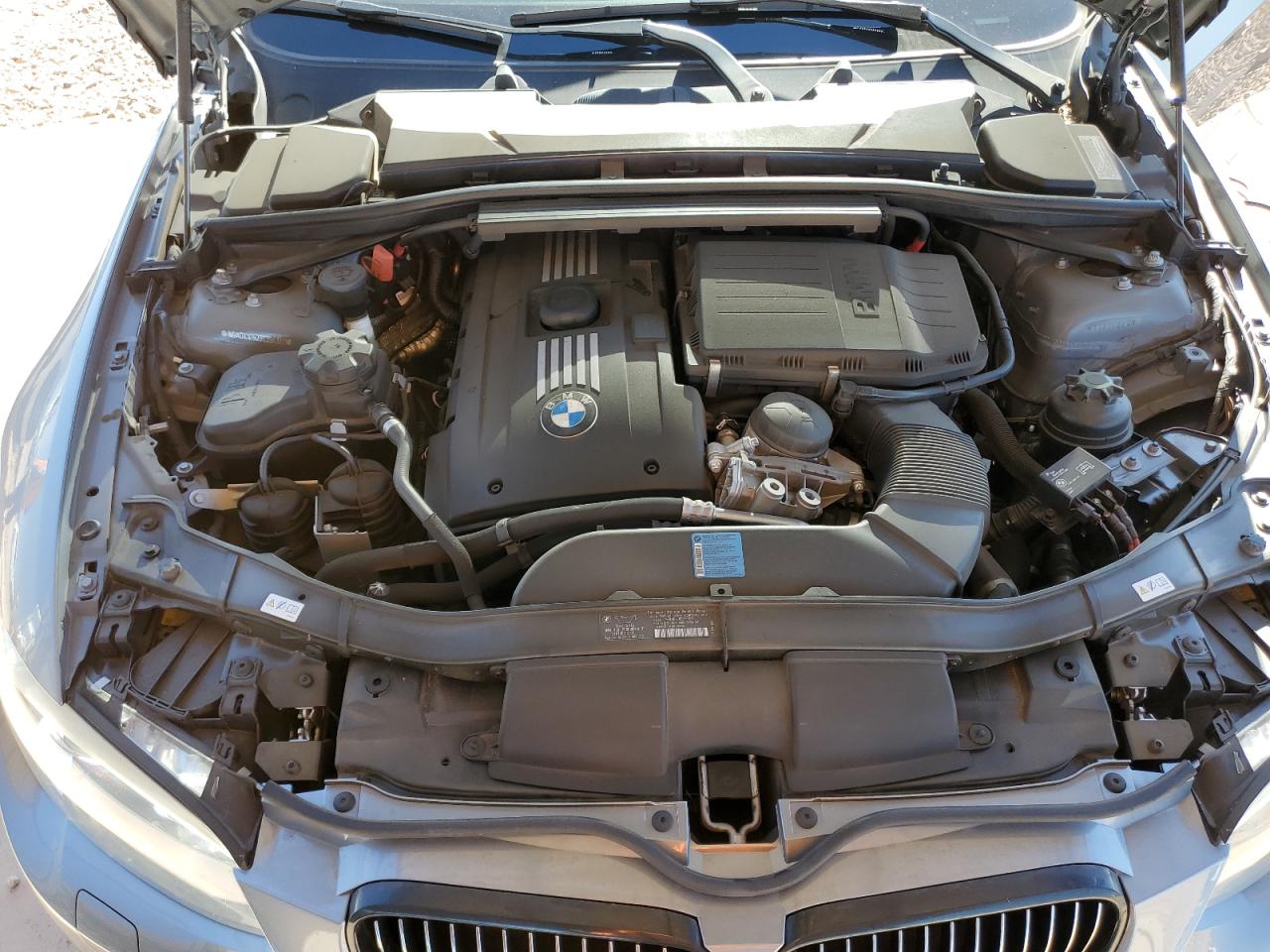 2011 BMW 3er VIN WBADX1C52BE394341 Copart auction photo, side damage thumbnail 13