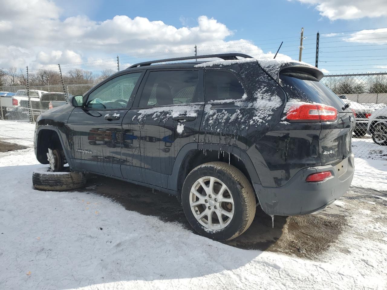 2017 Jeep Grand Cherokee VIN 1C4PJMAS8HW571215 Copart auction photo, undercarriage / minor dent/scratches damage thumbnail 2