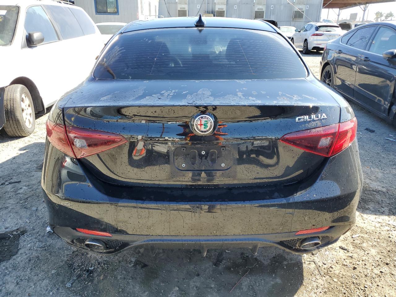 2018 Alfa Romeo Giulia VIN ZARFAECN0J7566637 Copart auction photo, front end / side damage thumbnail 6