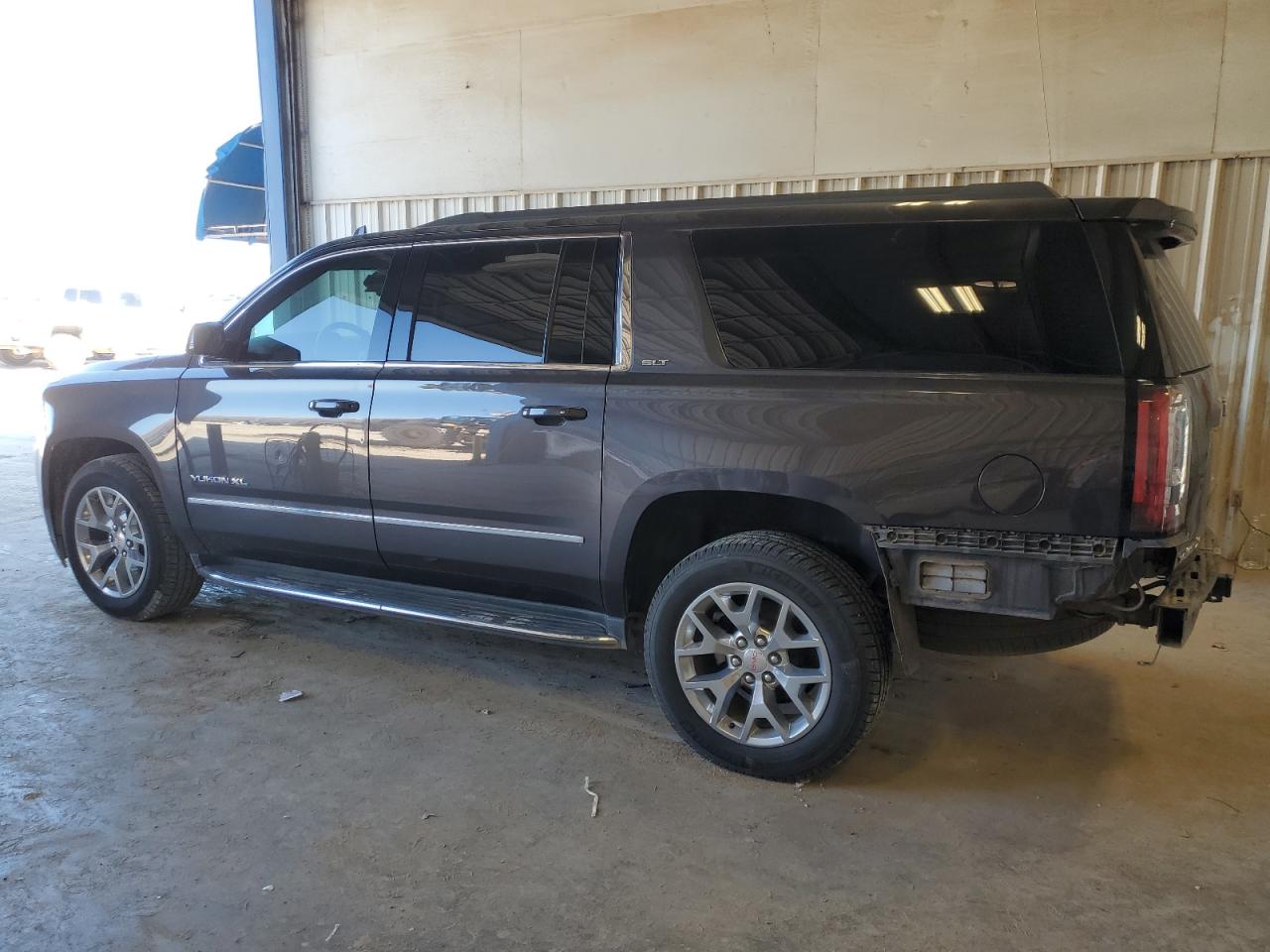 2017 GMC Yukon VIN 1GKS1GKC1HR390673 Copart auction photo, rear end / hail damage thumbnail 2