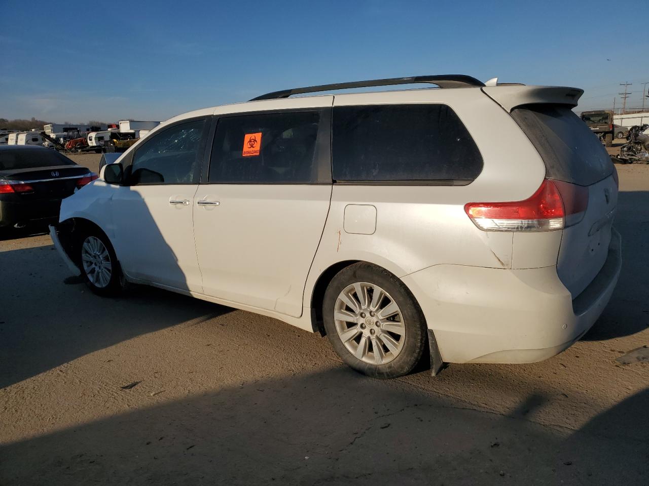2012 Toyota Sienna VIN 5TDDK3DC9CS047238 Copart auction photo, front end damage thumbnail 2