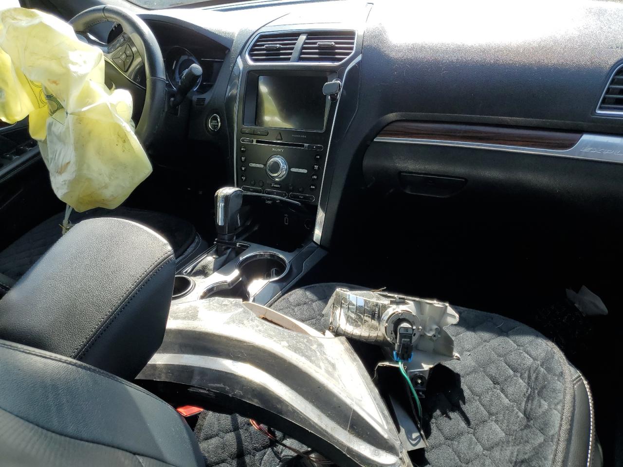 2017 Ford Explorer VIN 1FM5K7F88HGB81613 Copart auction photo, front end damage thumbnail 8