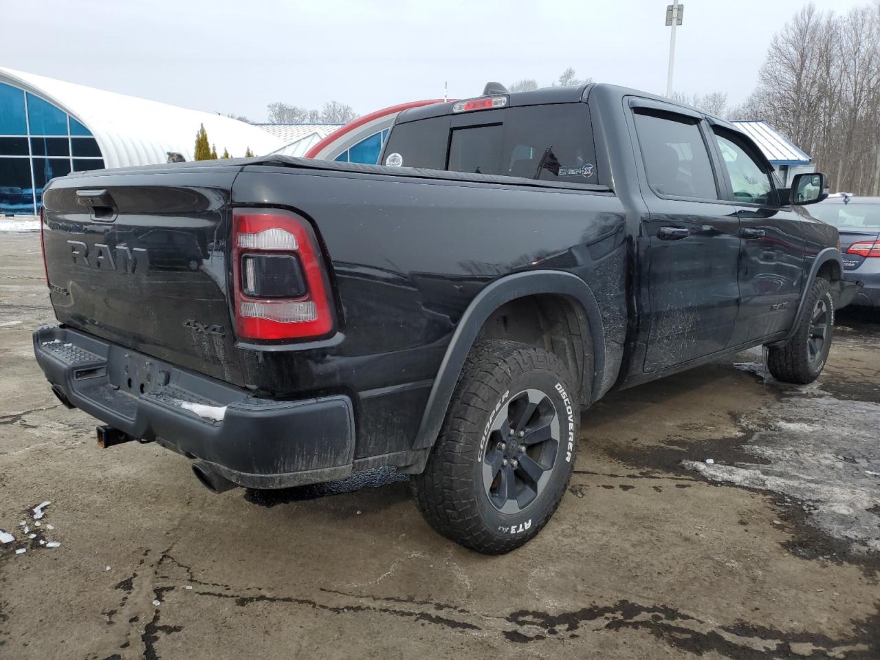 2019 RAM 1500 VIN 1C6SRFLTXKN900229 Copart auction photo, front end / minor dent/scratches damage thumbnail 3
