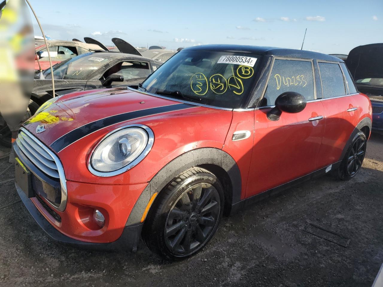 2015 MINI Cooper VIN WMWXS5C50FT830303
