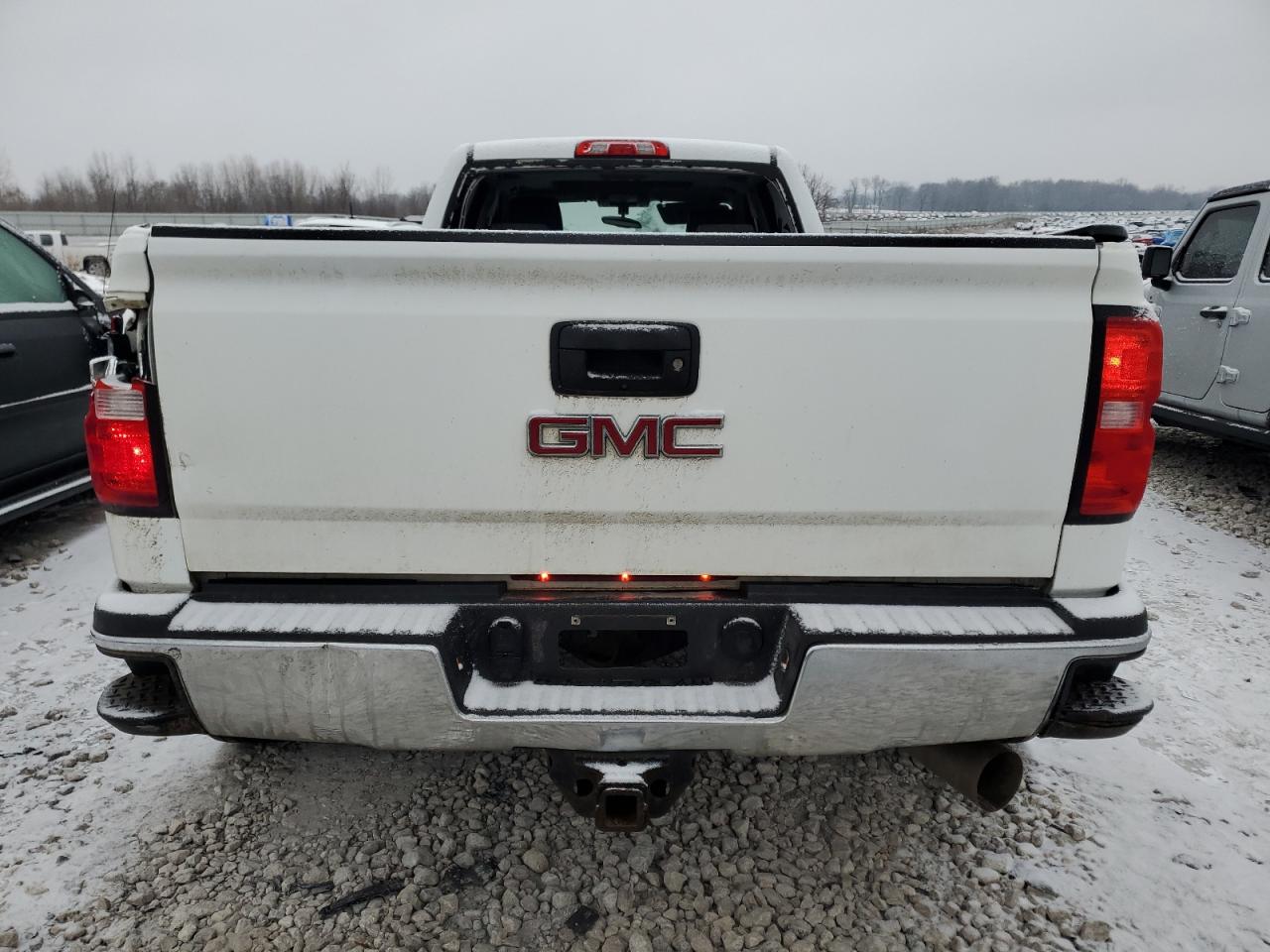 2017 GMC Sierra VIN 1GT42XCY0HF168381 Copart auction photo, front end / frame damage damage thumbnail 6