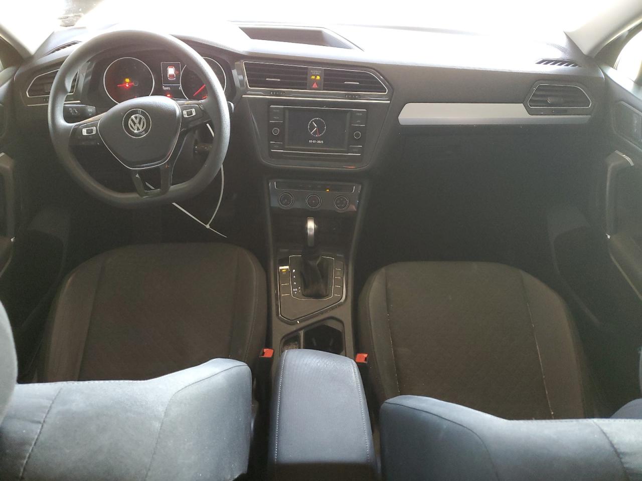 2020 Volkswagen Tiguan VIN 3VV1B7AX7LM103728 Copart auction photo, minor dent/scratches damage thumbnail 8