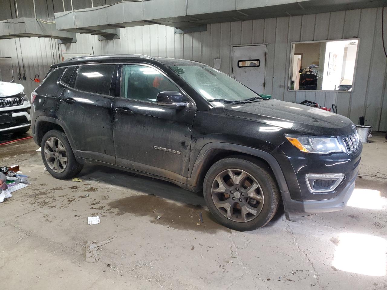 2020 Jeep Compass VIN 3C4NJDCBXLT101139 Copart auction photo, front end damage thumbnail 4