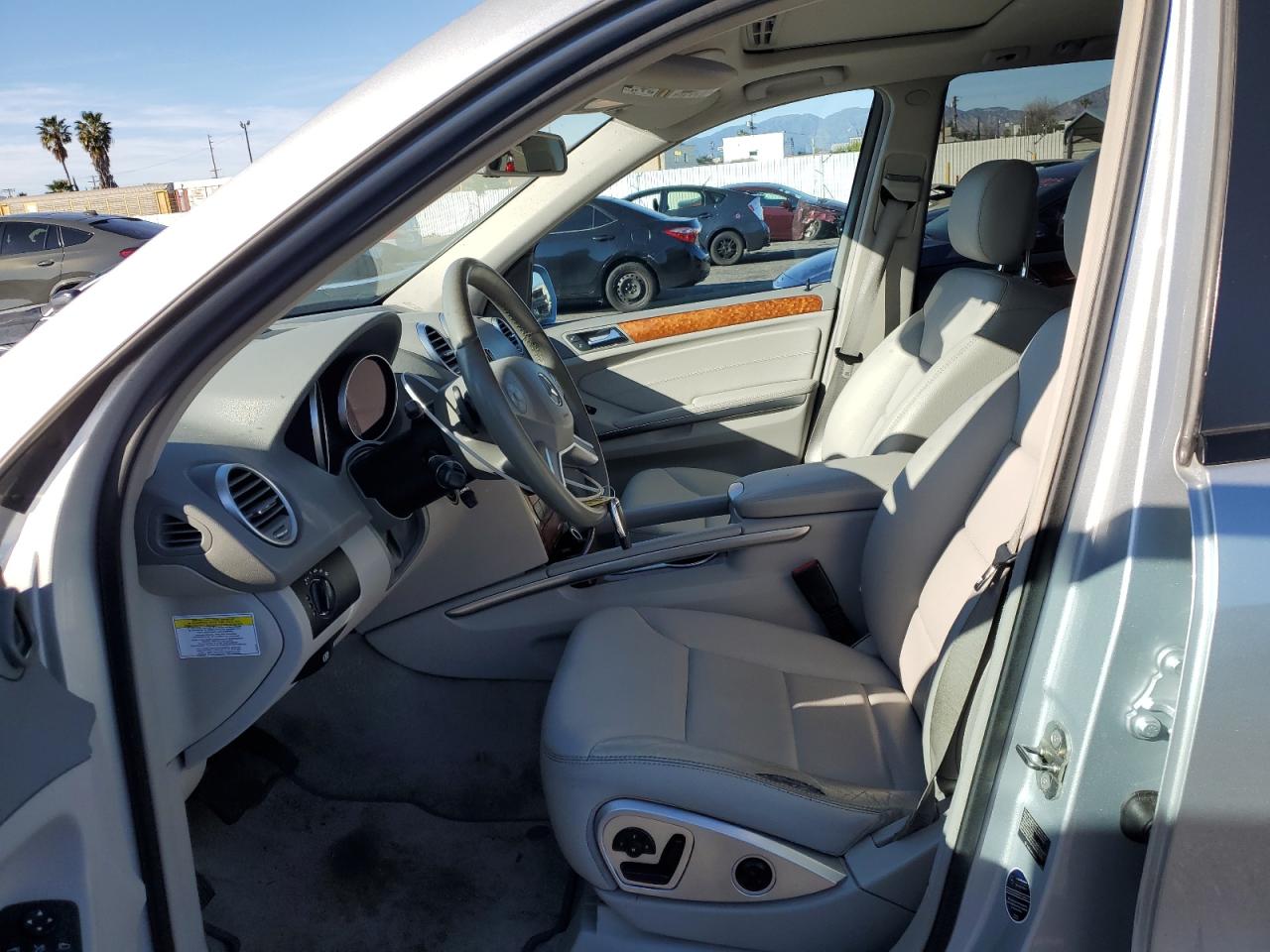 2009 Mercedes-Benz M-klasse VIN 4JGBB86E89A529686 Copart auction photo, front end damage thumbnail 7