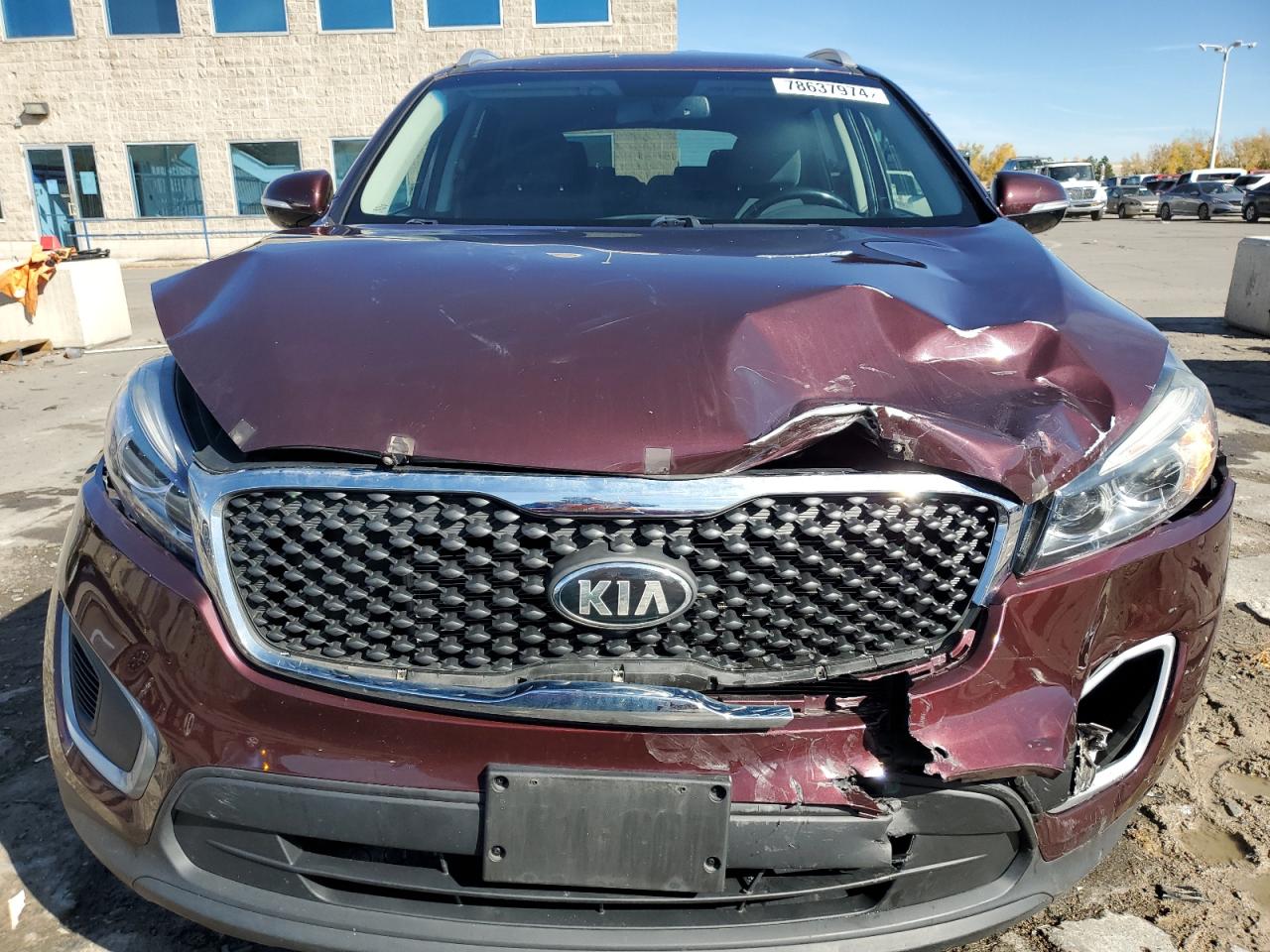 2018 KIA Sorento VIN 5XYPGDA58JG422010 Copart auction photo, front end / side damage thumbnail 5