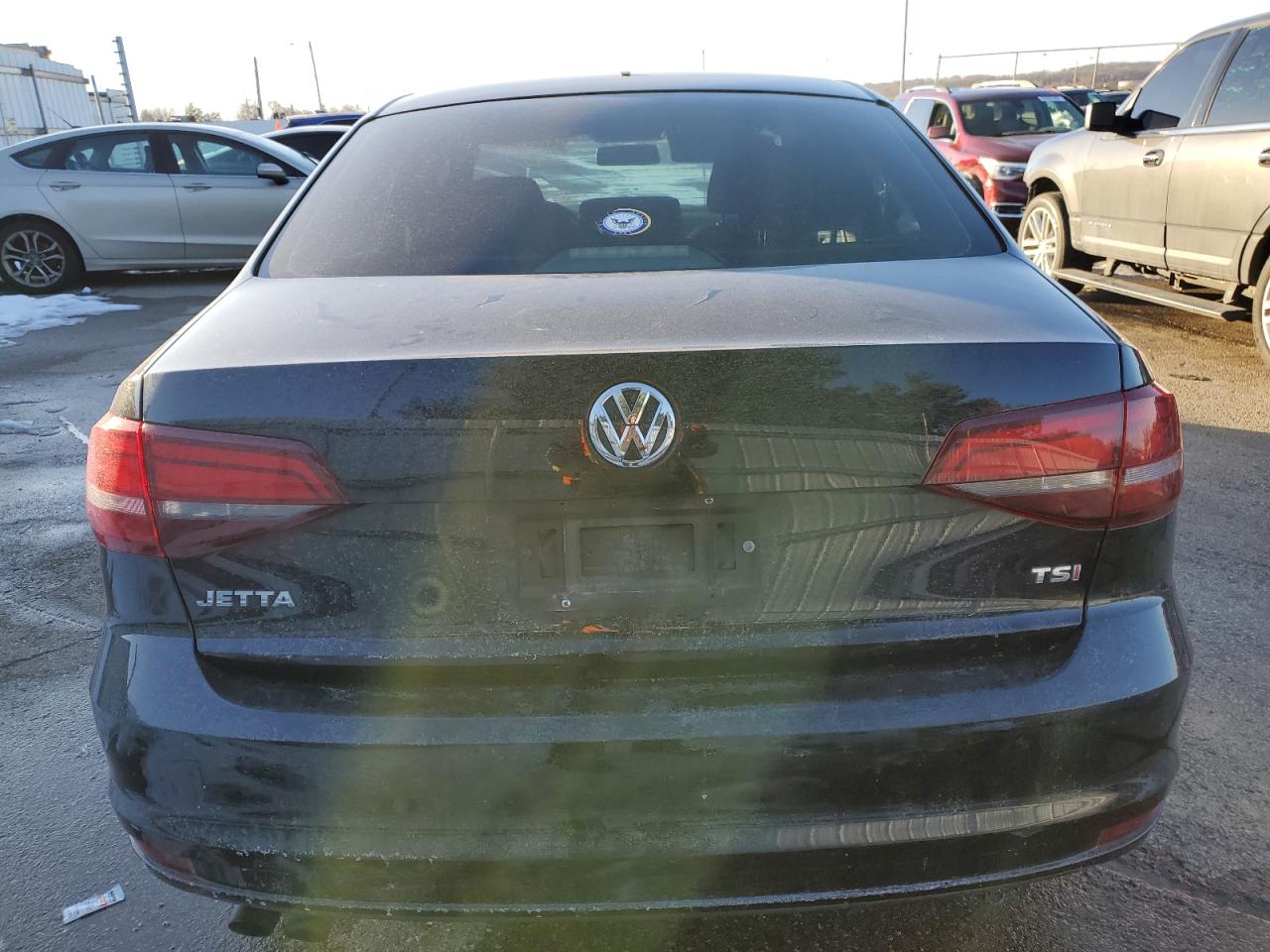2017 Volkswagen Jetta VIN 3VW2B7AJ3HM294955 Copart auction photo, front end damage thumbnail 6