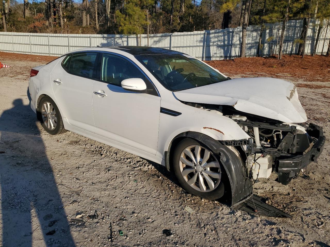 2015 KIA Optima VIN 5XXGN4A70FG492507 Copart auction photo, front end damage thumbnail 4