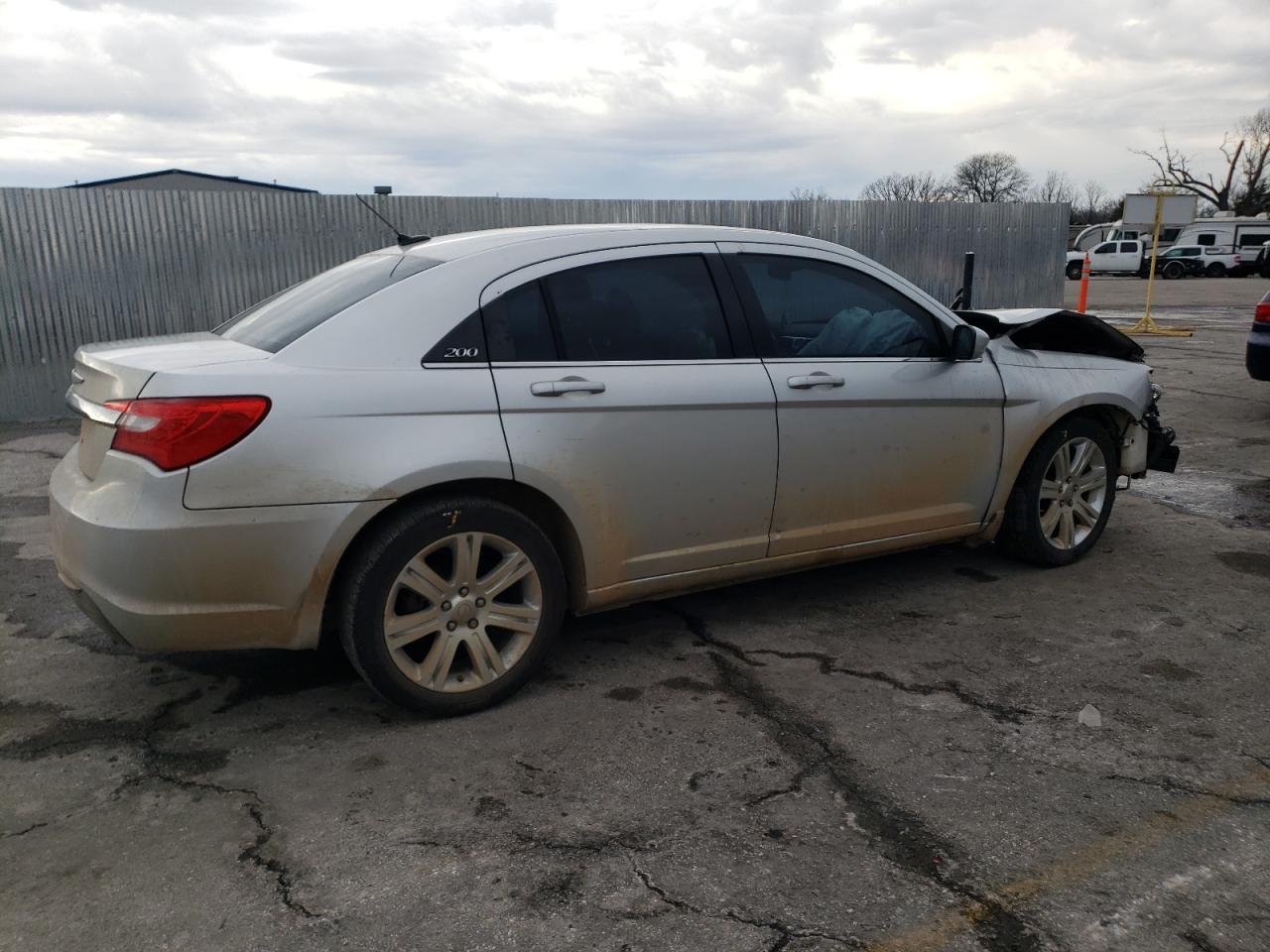 2012 Chrysler 200 VIN 1C3CCBBB9CN125038 Copart auction photo, front end damage thumbnail 3