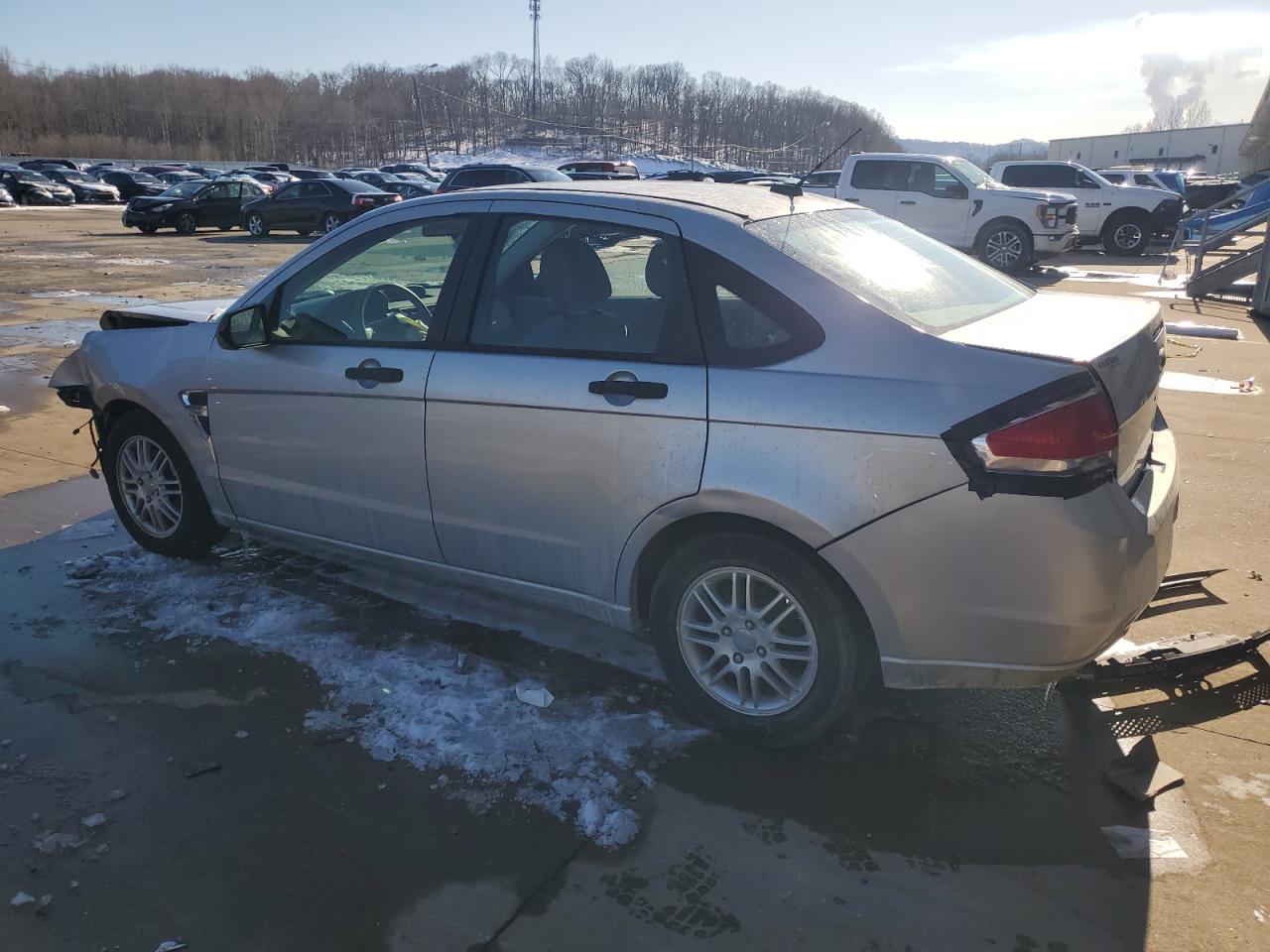 2008 Ford Focus VIN 1FAHP35N58W230362 Copart auction photo, front end / rear end damage thumbnail 2