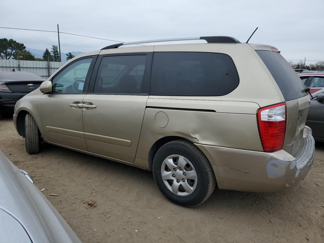 2009 KIA Sedona VIN KNDMB233996304032 Copart auction photo, rear end / side damage thumbnail 2