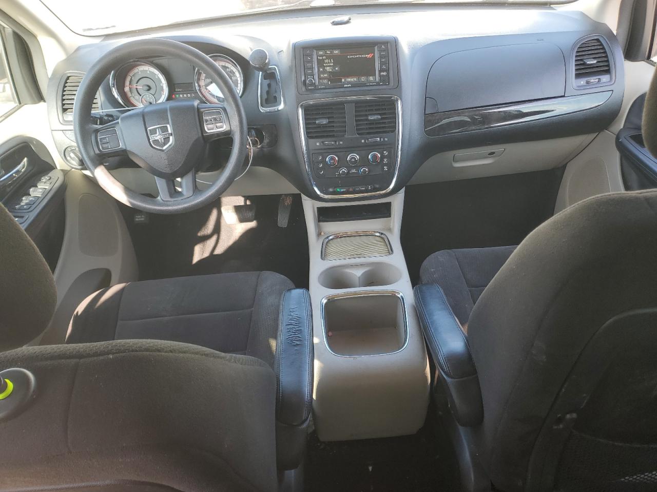 2013 Dodge Caravan VIN 2C4RDGCG3DR561916 Copart auction photo, biohazard/chemical / front end damage thumbnail 8