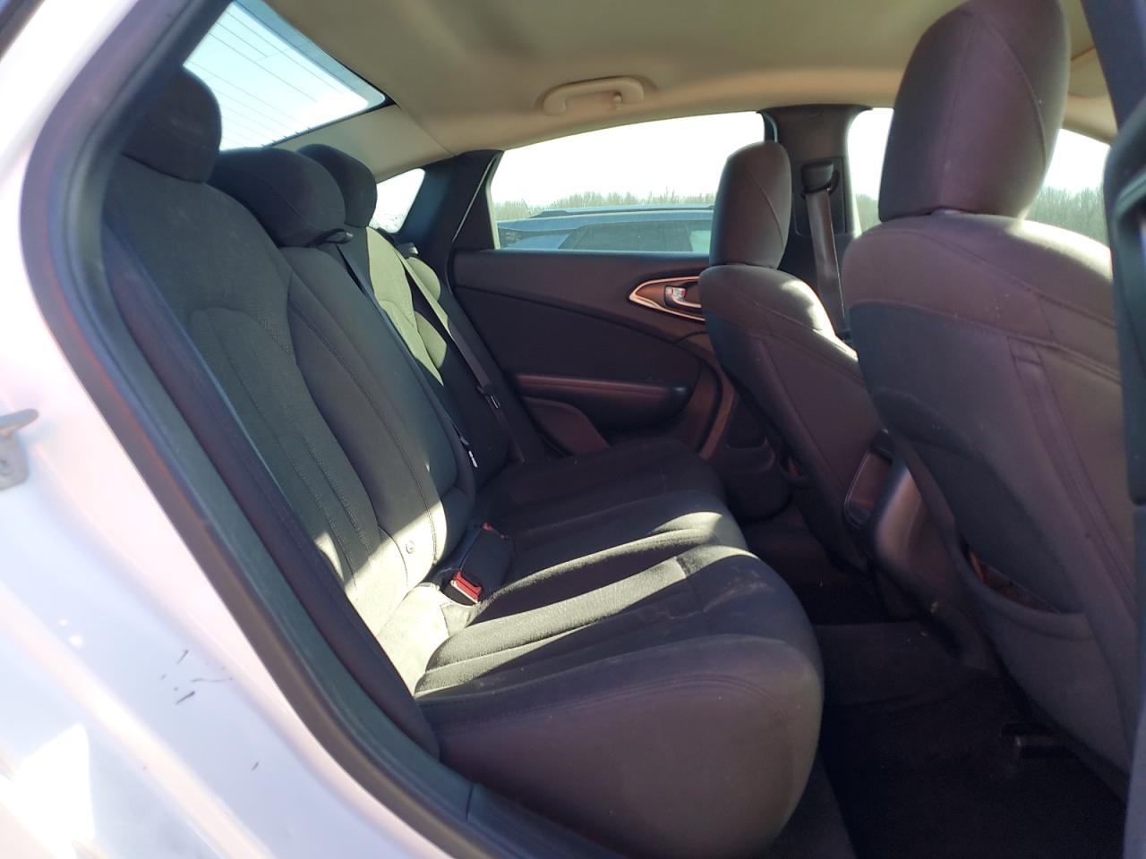 2016 Chrysler 200 VIN 1C3CCCAB0GN125880 Copart auction photo, front end damage thumbnail 10