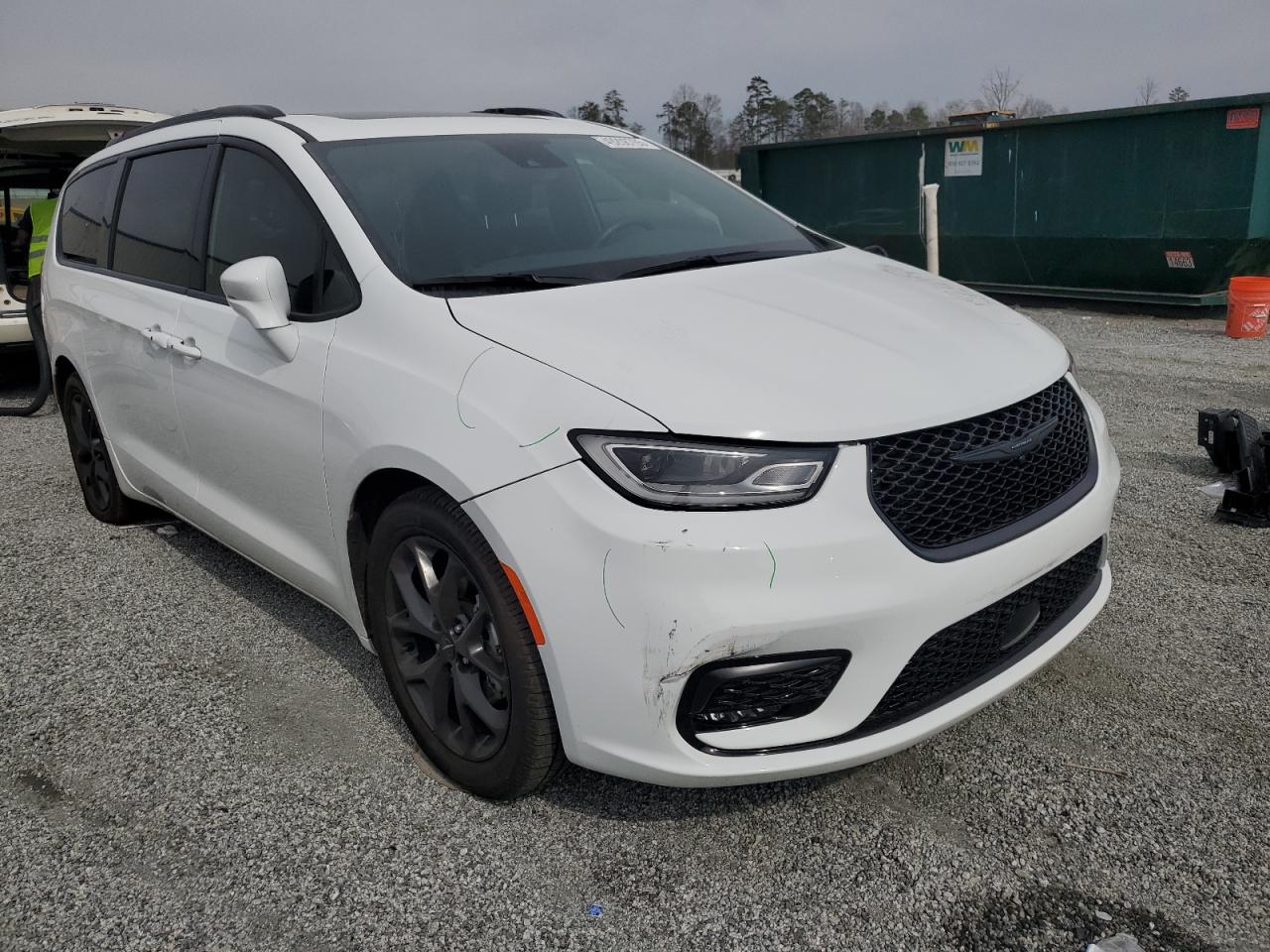 2021 Chrysler Pacifica VIN 2C4RC1FG3MR607644 Copart auction photo, vandalism / front end damage thumbnail 4