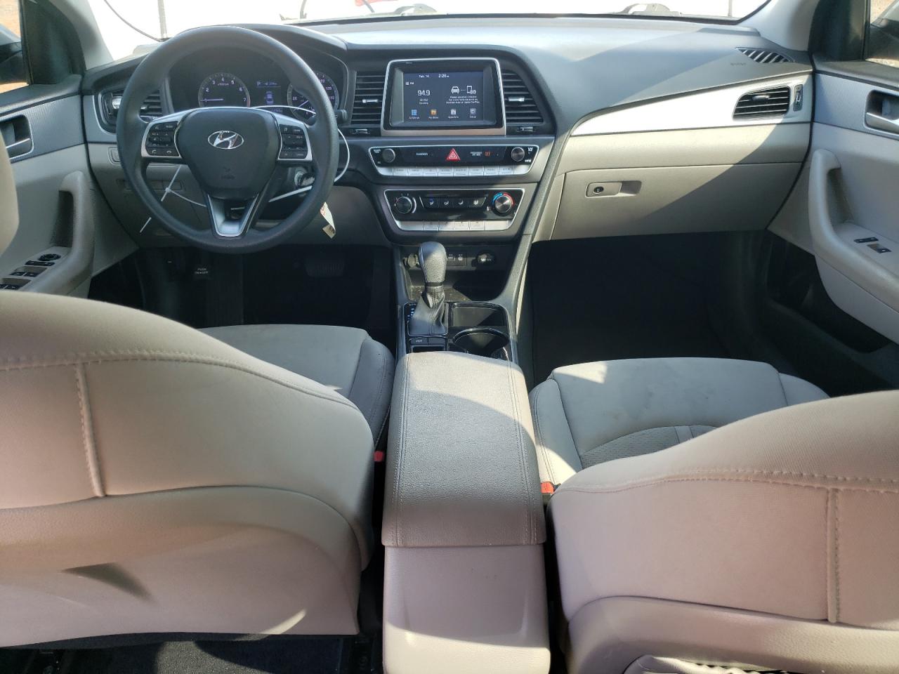2019 Hyundai Sonata VIN 5NPE24AF4KH771674 Copart auction photo, front end damage thumbnail 8