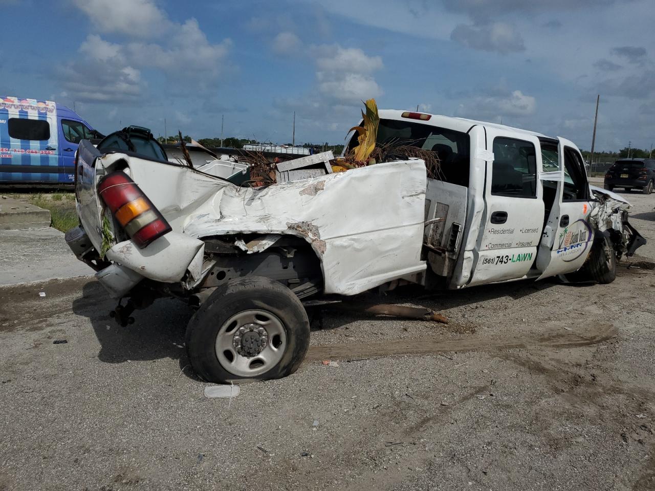 2006 GMC Sierra VIN 1GTHC23U86F230380 Copart auction photo, all over / undercarriage damage thumbnail 3