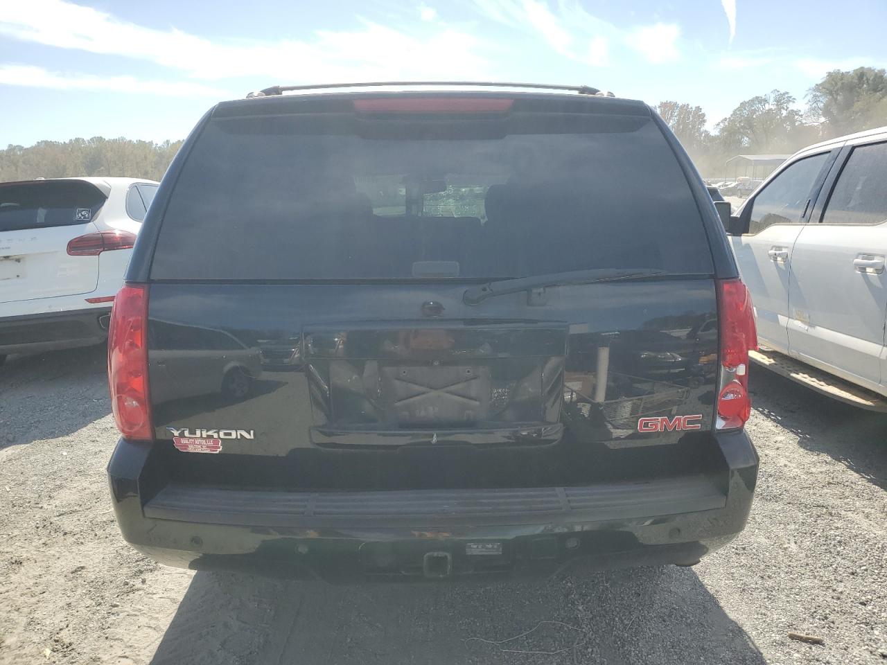 2013 GMC Yukon VIN 1GKS1CE07DR177277 Copart auction photo, all over damage thumbnail 6