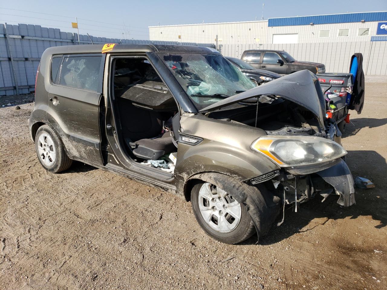 2013 KIA Soul VIN KNDJT2A54D7502296 Copart auction photo, all over damage thumbnail 4