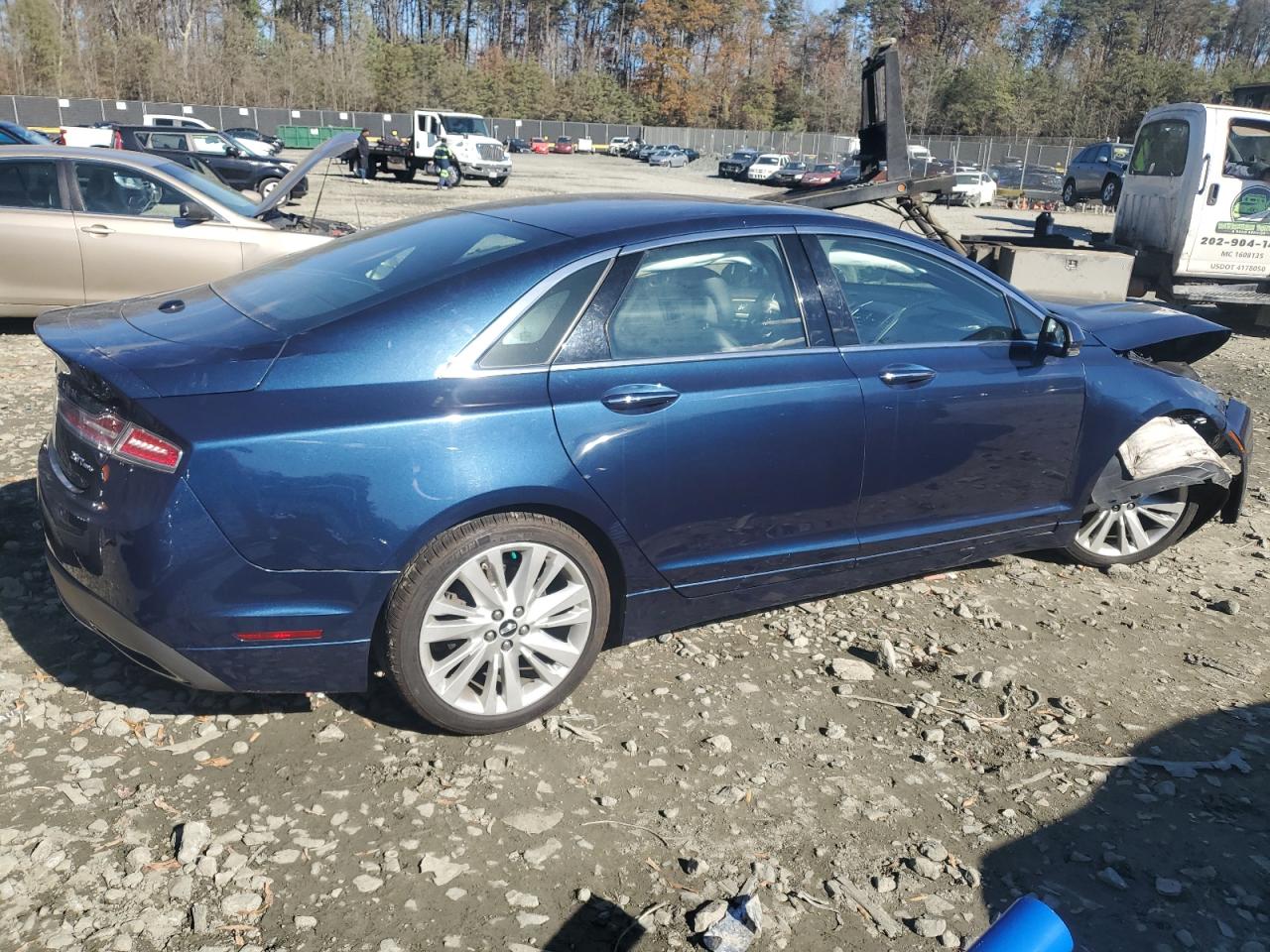 2017 Lincoln MKZ VIN 3LN6L5D96HR631902 Copart auction photo, front end damage thumbnail 3