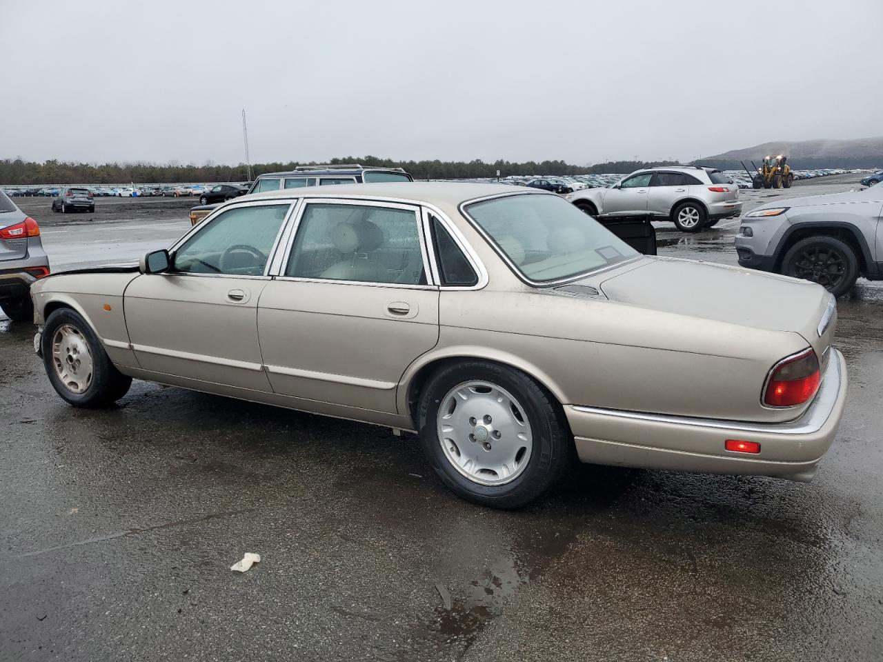 1995 Jaguar XJ VIN SAJHX1743SC720991 Copart auction photo, front end damage thumbnail 2