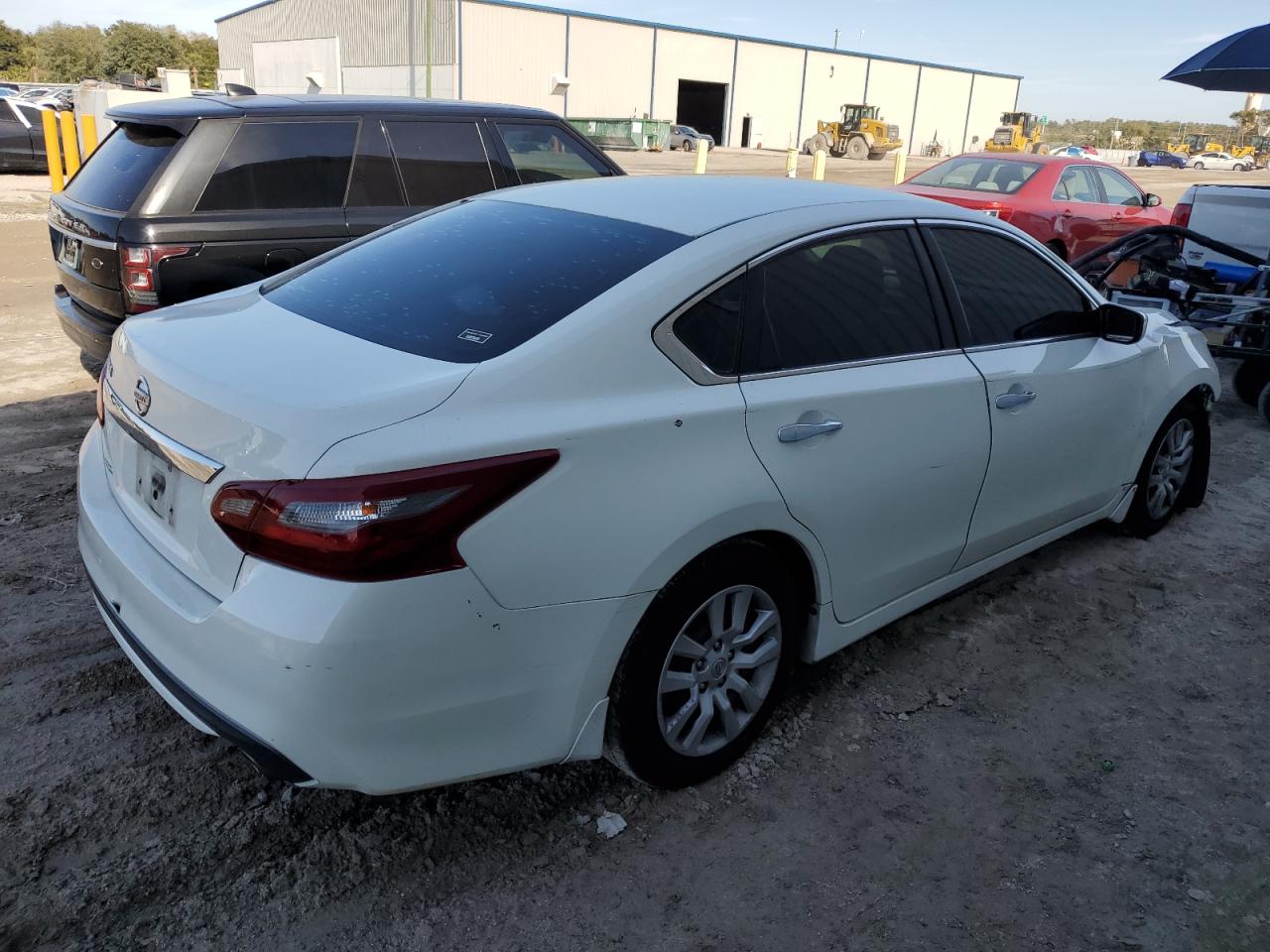 2018 Nissan Altima VIN 1N4AL3AP6JC134669 Copart auction photo, front end damage thumbnail 3