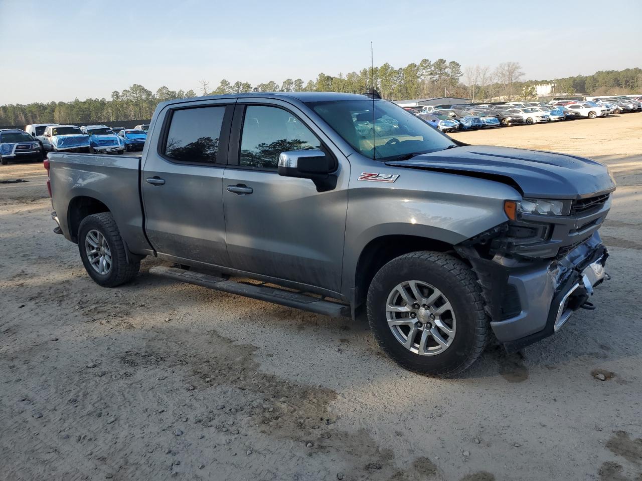 2019 Chevrolet Silverado VIN 3GCUYDED5KG136197 Copart auction photo, front end / rear end damage thumbnail 4