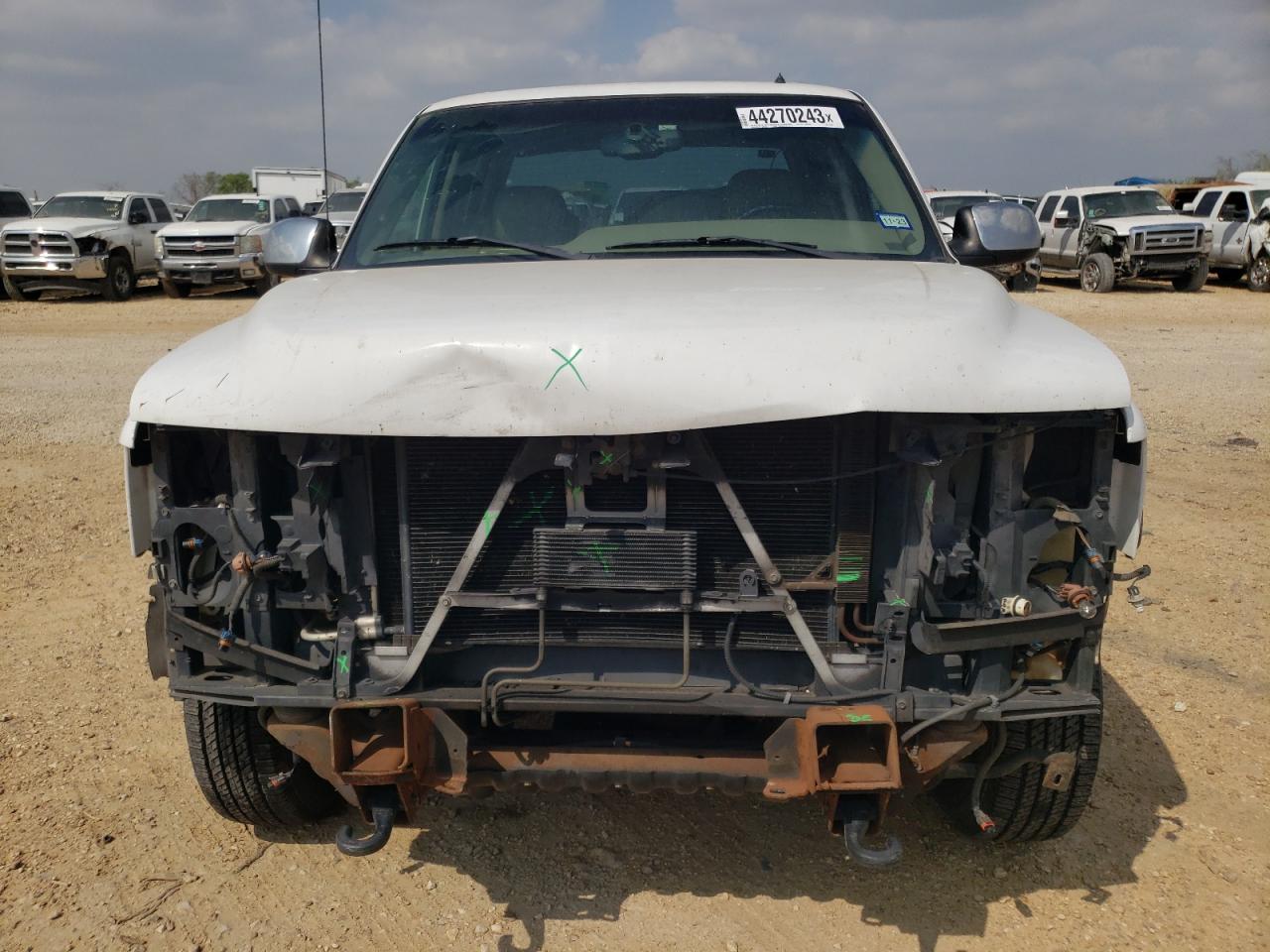 2001 Chevrolet Silverado VIN 1GCHK23U11F121495 Copart auction photo, front end damage thumbnail 5