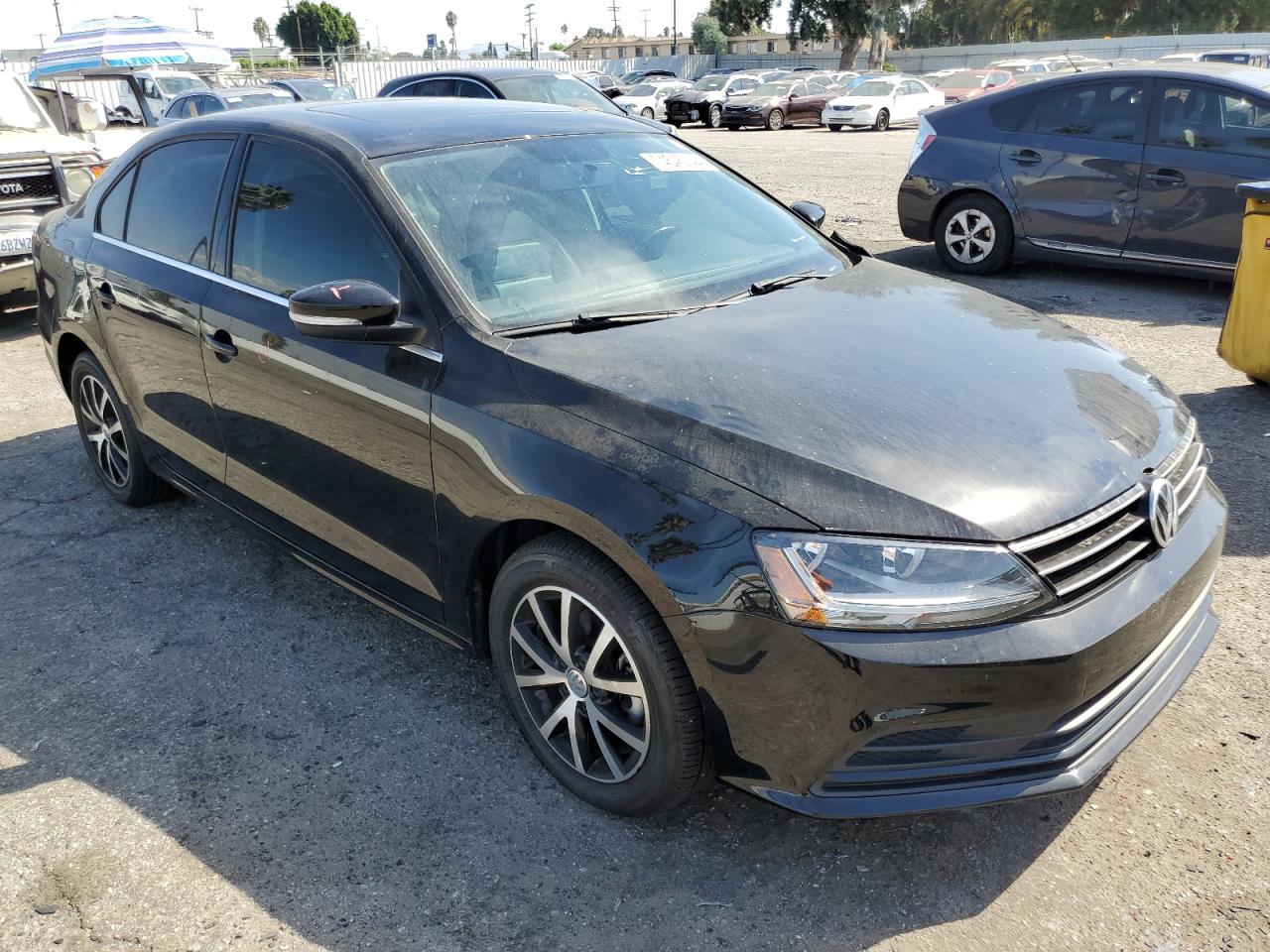 2017 Volkswagen Jetta VIN 3VWDB7AJ8HM402138 Copart auction photo, front end / side damage thumbnail 4