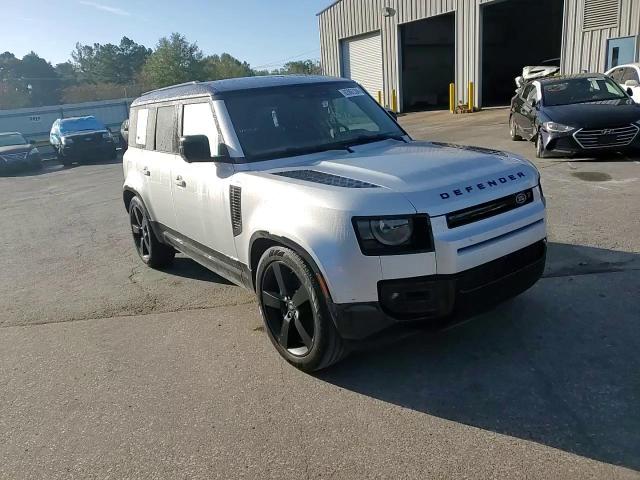 2024 Land Rover Defender VIN SALE2EEU1R2263021 Copart auction photo, side / minor dent/scratches damage thumbnail 11