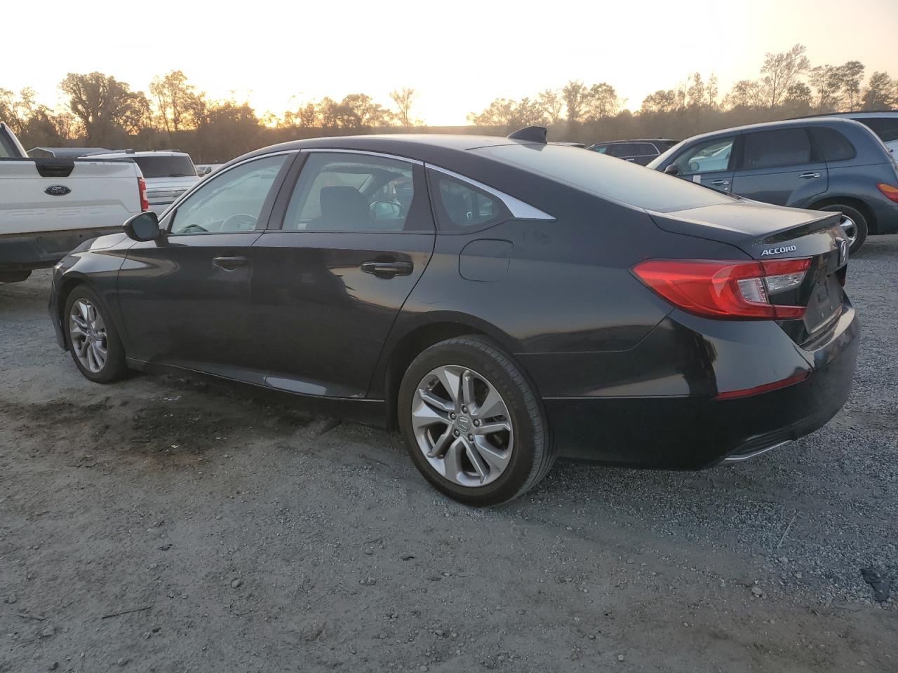 2019 Honda Accord VIN 1HGCV1F12KA076435 Copart auction photo, front end / minor dent/scratches damage thumbnail 2