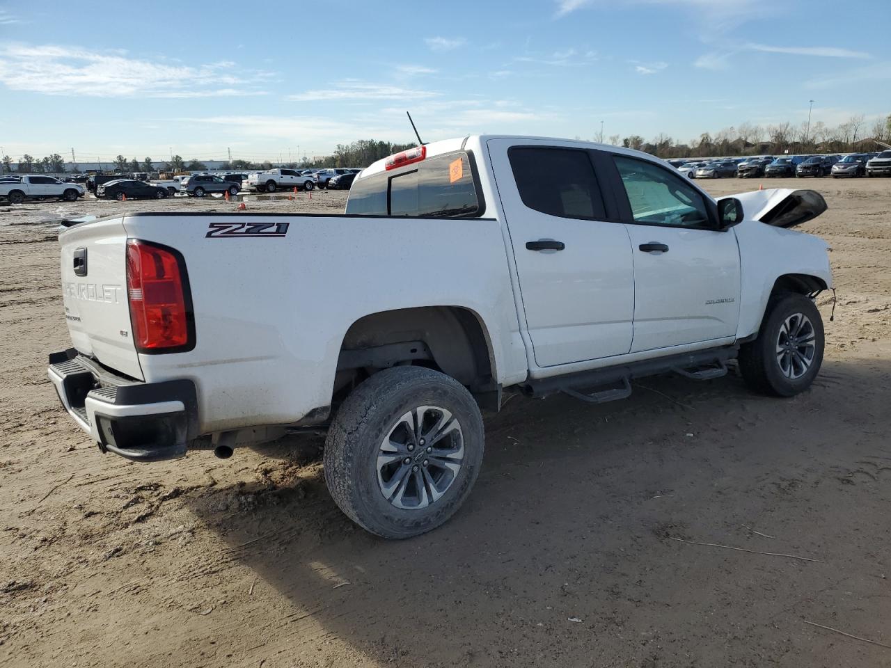 2021 Chevrolet Colorado VIN 1GCGSDEN1M1200745 Copart auction photo, front end / side damage thumbnail 3