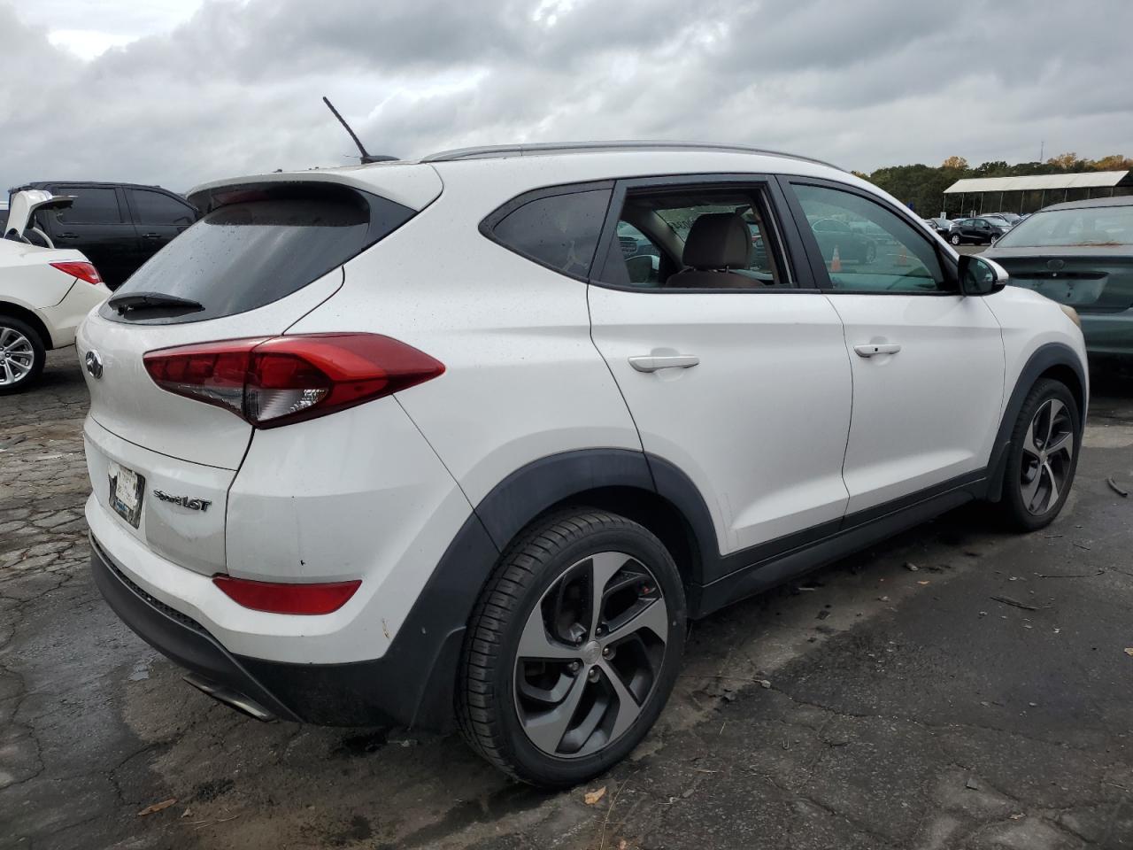 2016 Hyundai Tucson VIN KM8J33A29GU126417 Copart auction photo, rear end damage thumbnail 3