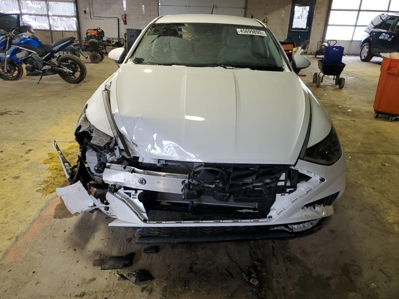 2023 Hyundai Sonata VIN KMHL64JA1PA335262 Copart auction photo, front end / minor dent/scratches damage thumbnail 5