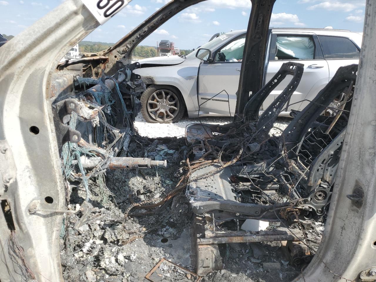 2021 GMC Yukon VIN 1GKS2BKD1MR272514 Copart auction photo, burn damage thumbnail 7